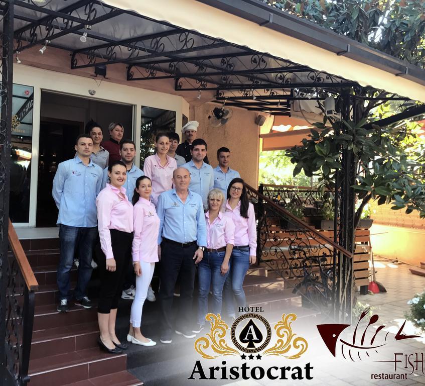 Hotel Aristocrat & Fish Restaurant Skopje Exteriör bild