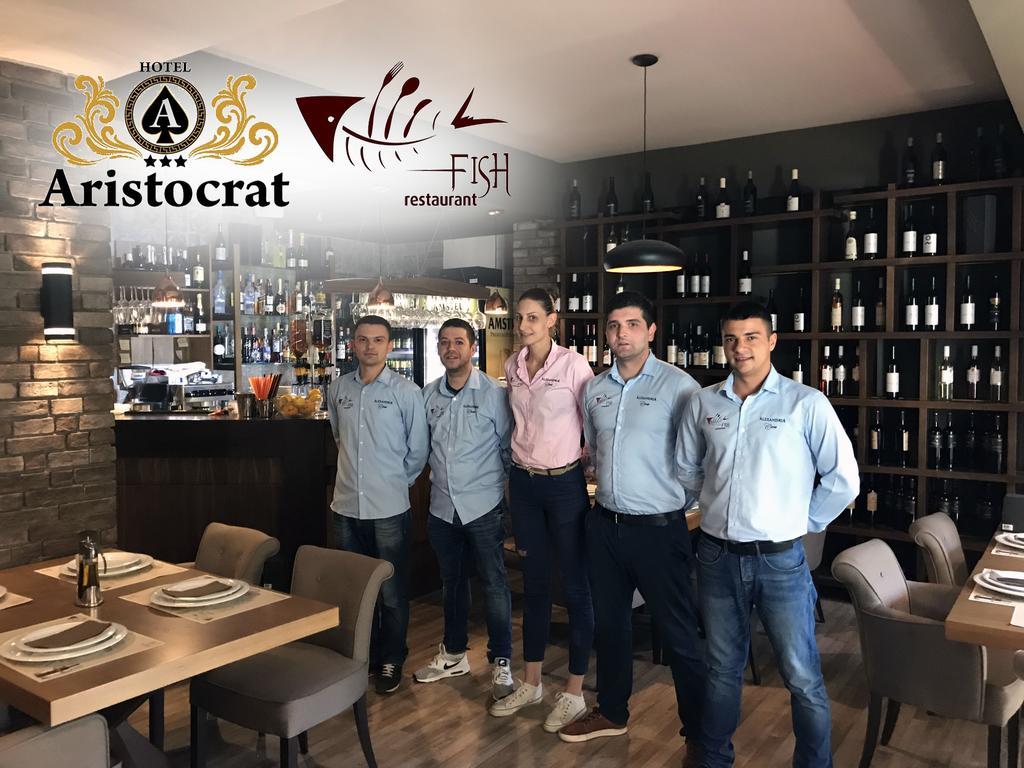 Hotel Aristocrat & Fish Restaurant Skopje Exteriör bild