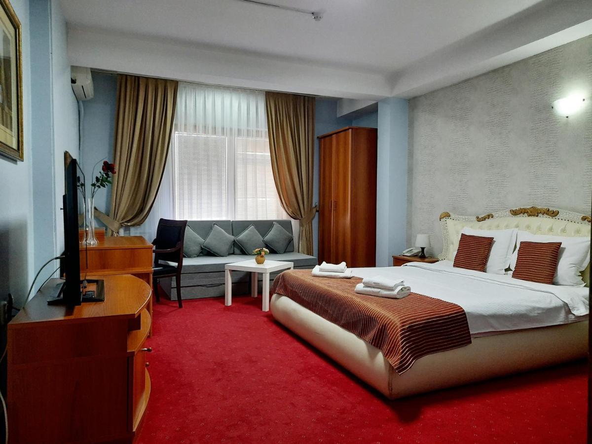 Hotel Aristocrat & Fish Restaurant Skopje Exteriör bild